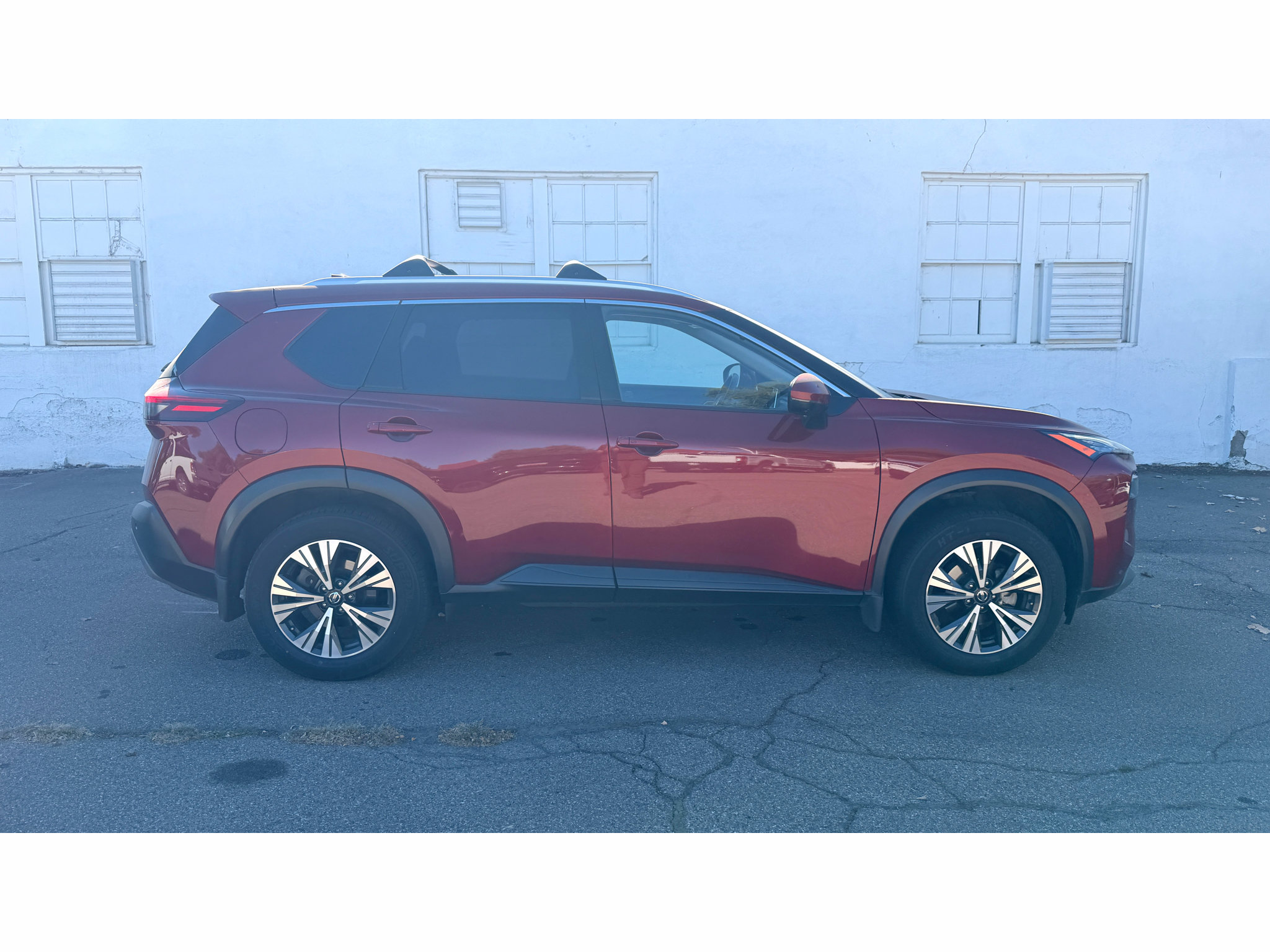Used 2021 Nissan Rogue SV w/ Premium Package AWD/4WD image 8