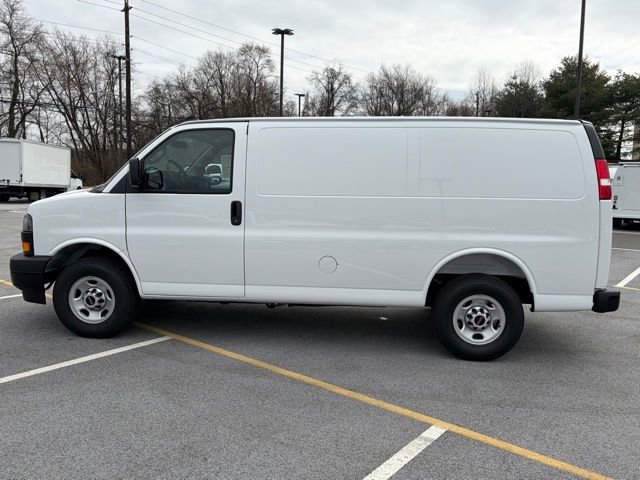 New 2026 GMC Savana 2500 Work Van w/ Driver Convenience Package image 4