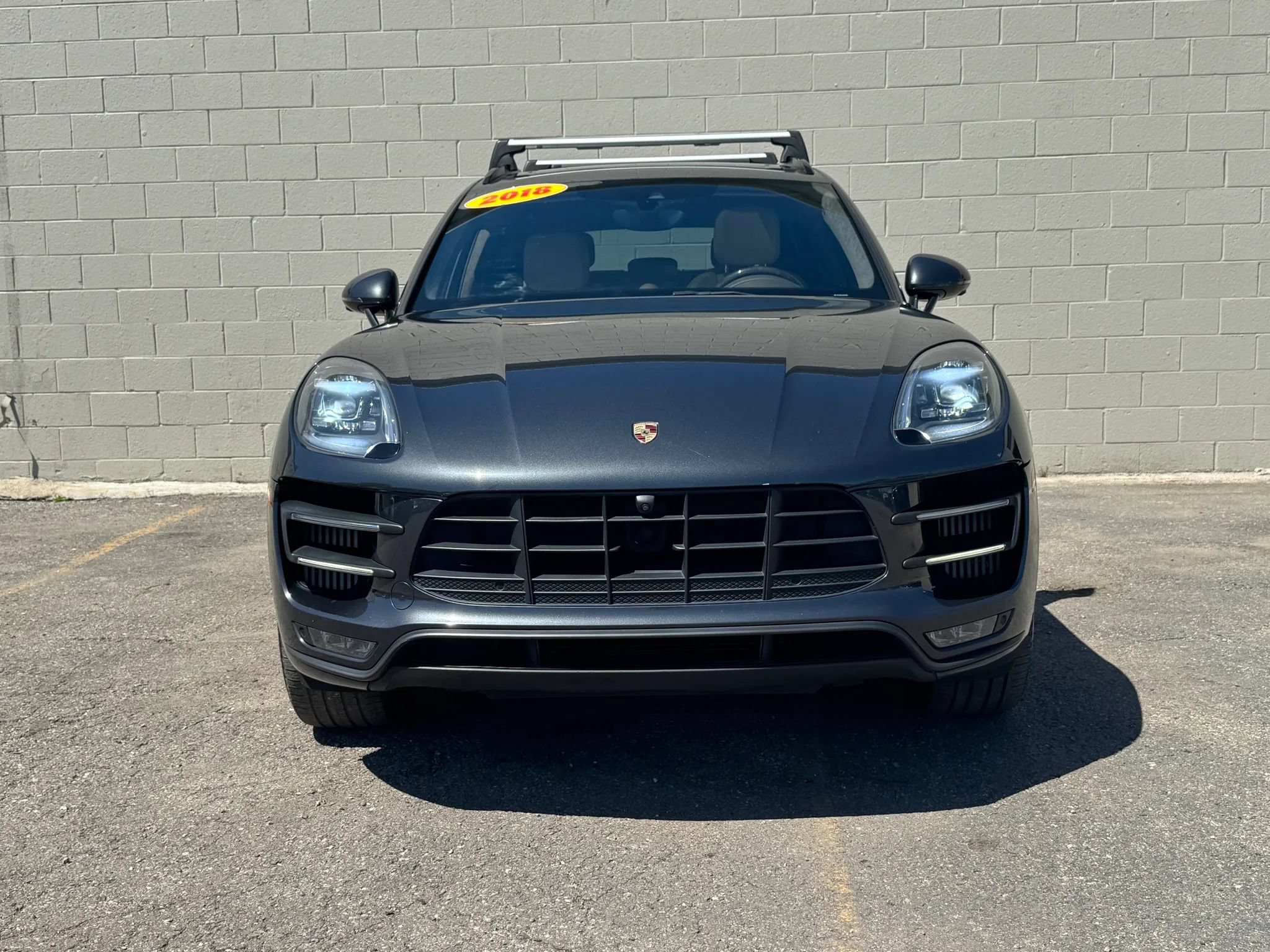 Used 2018 Porsche Macan Turbo AWD/4WD image 26