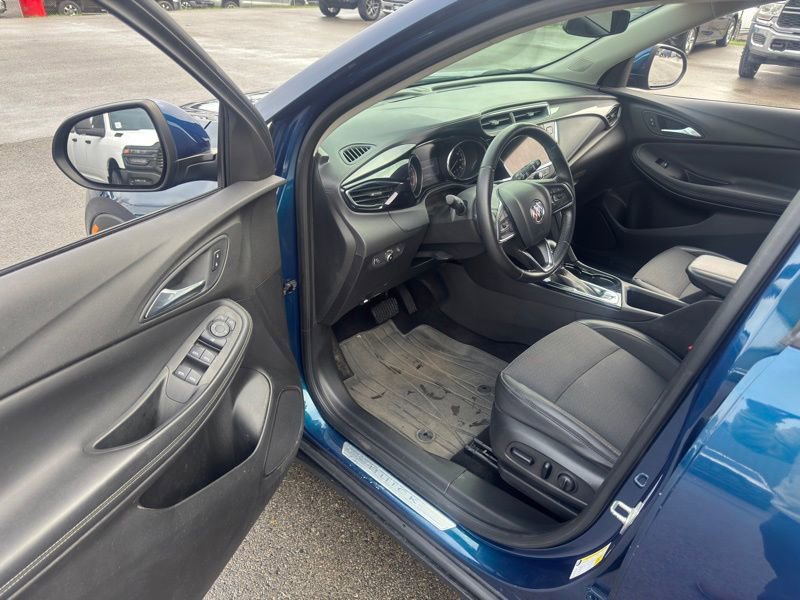 Used 2021 Buick Encore GX Select w/ Experience Buick Package image 9