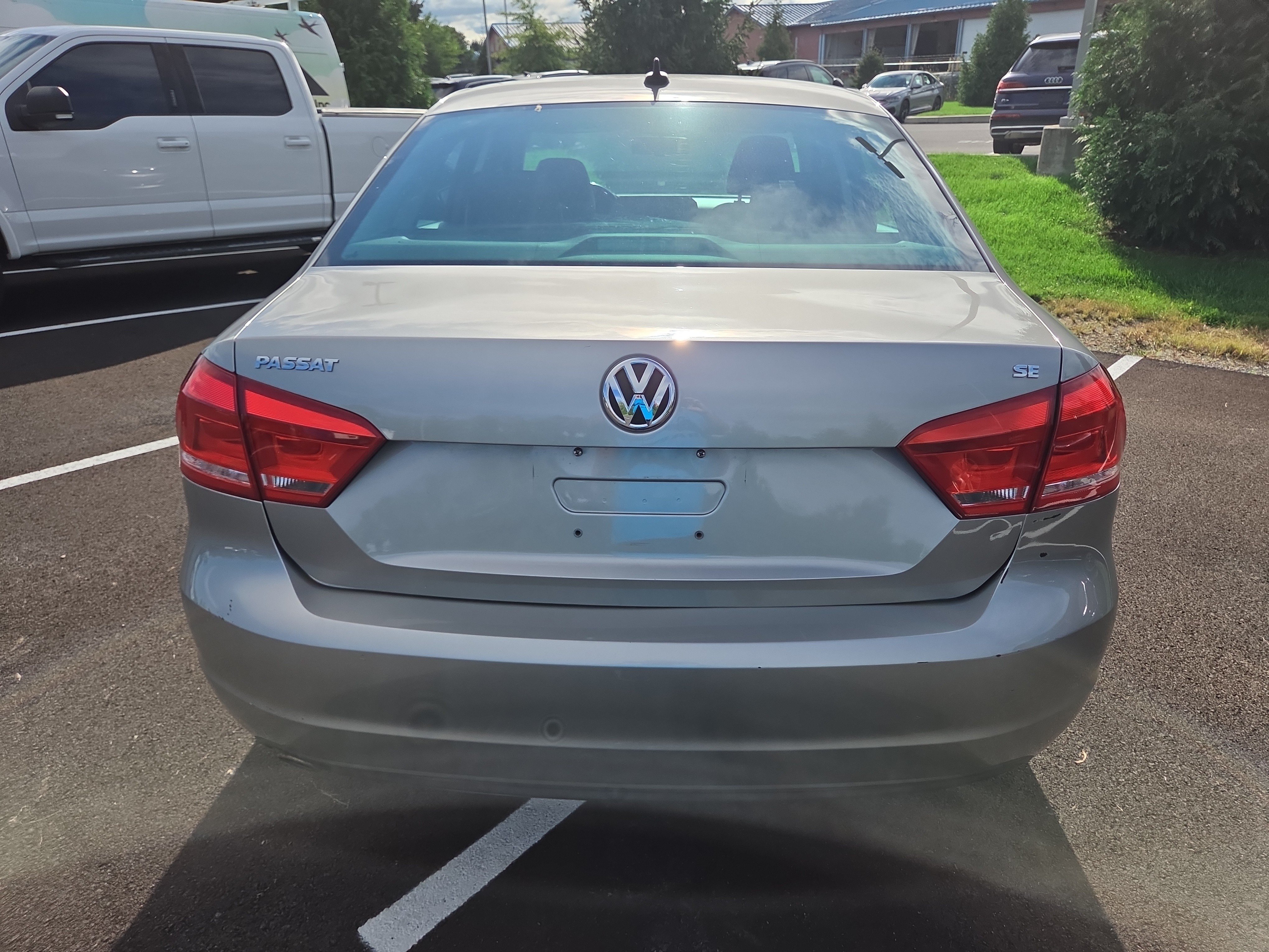 Used 2012 Volkswagen Passat 2.5 SE FWD image 14