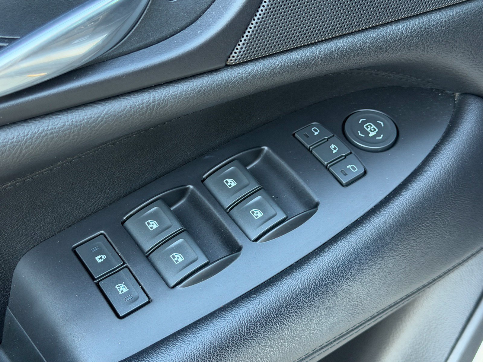 Used 2020 Cadillac Escalade Luxury RWD image 37