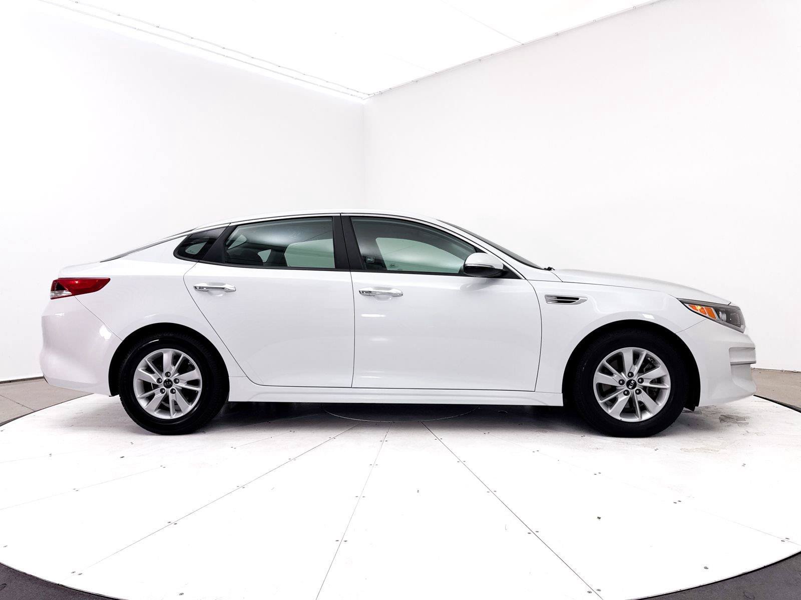 Used 2018 Kia Optima LX FWD image 37