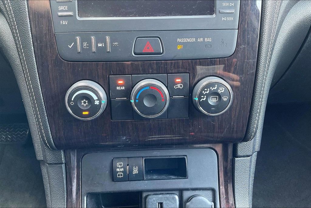 Used 2017 Chevrolet Traverse LT image 32