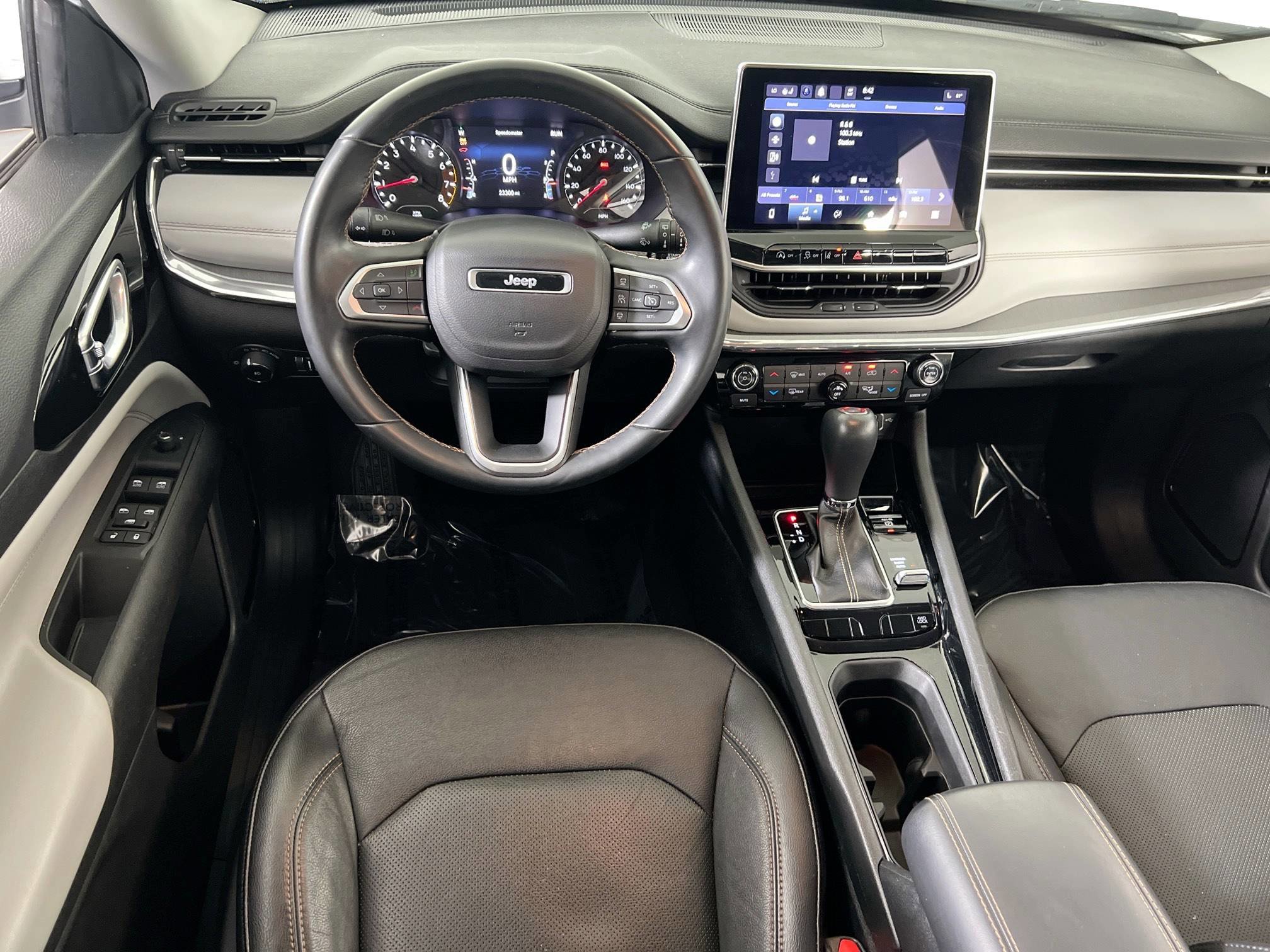 Used 2022 Jeep Compass Limited AWD/4WD image 21