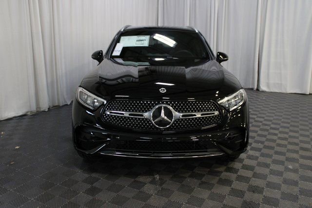 New 2026 Mercedes-Benz GLC 300 4MATIC image 2