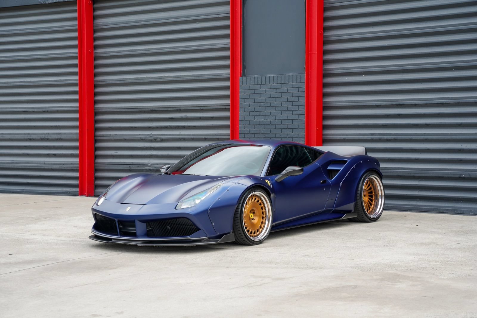 Used 2017 Ferrari 488 GTB RWD image 1