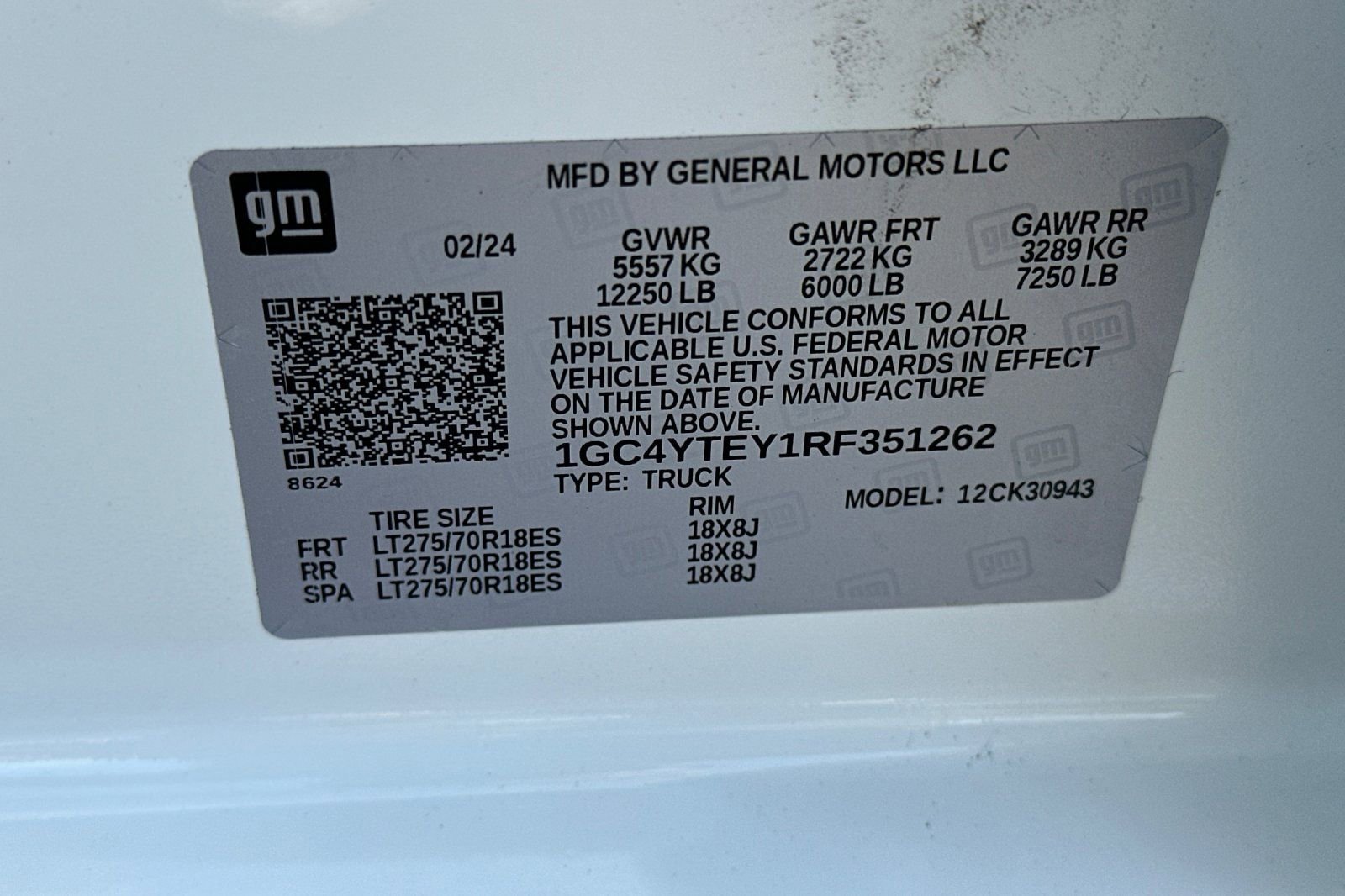 Used 2024 Chevrolet Silverado 3500 LT image 39