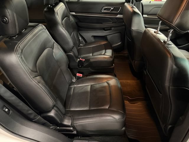 Used 2017 Ford Explorer Limited w/ Equipment Group 301A AWD/4WD image 16