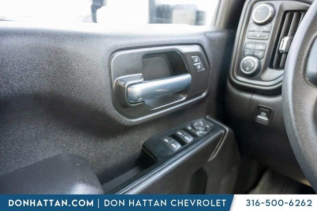 Used 2024 Chevrolet Silverado 2500 Custom w/ Custom Value Package image 19
