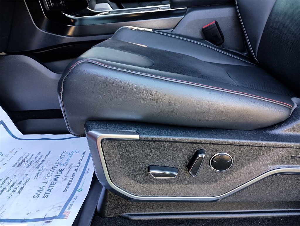 Used 2025 Ford F150 Raptor image 18