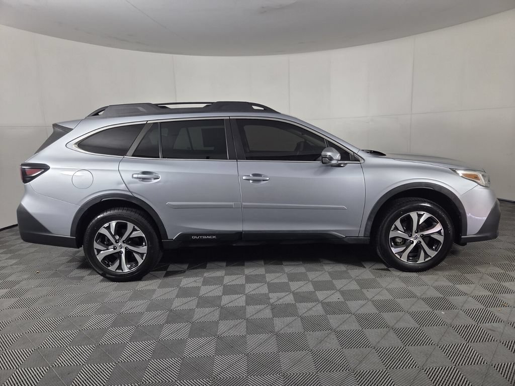 Used 2022 Subaru Outback Limited AWD/4WD image 4