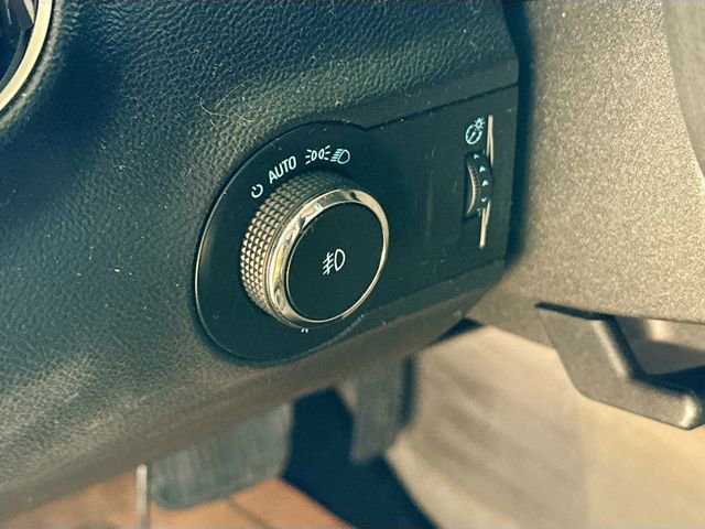 Used 2010 Chevrolet Camaro SS image 11