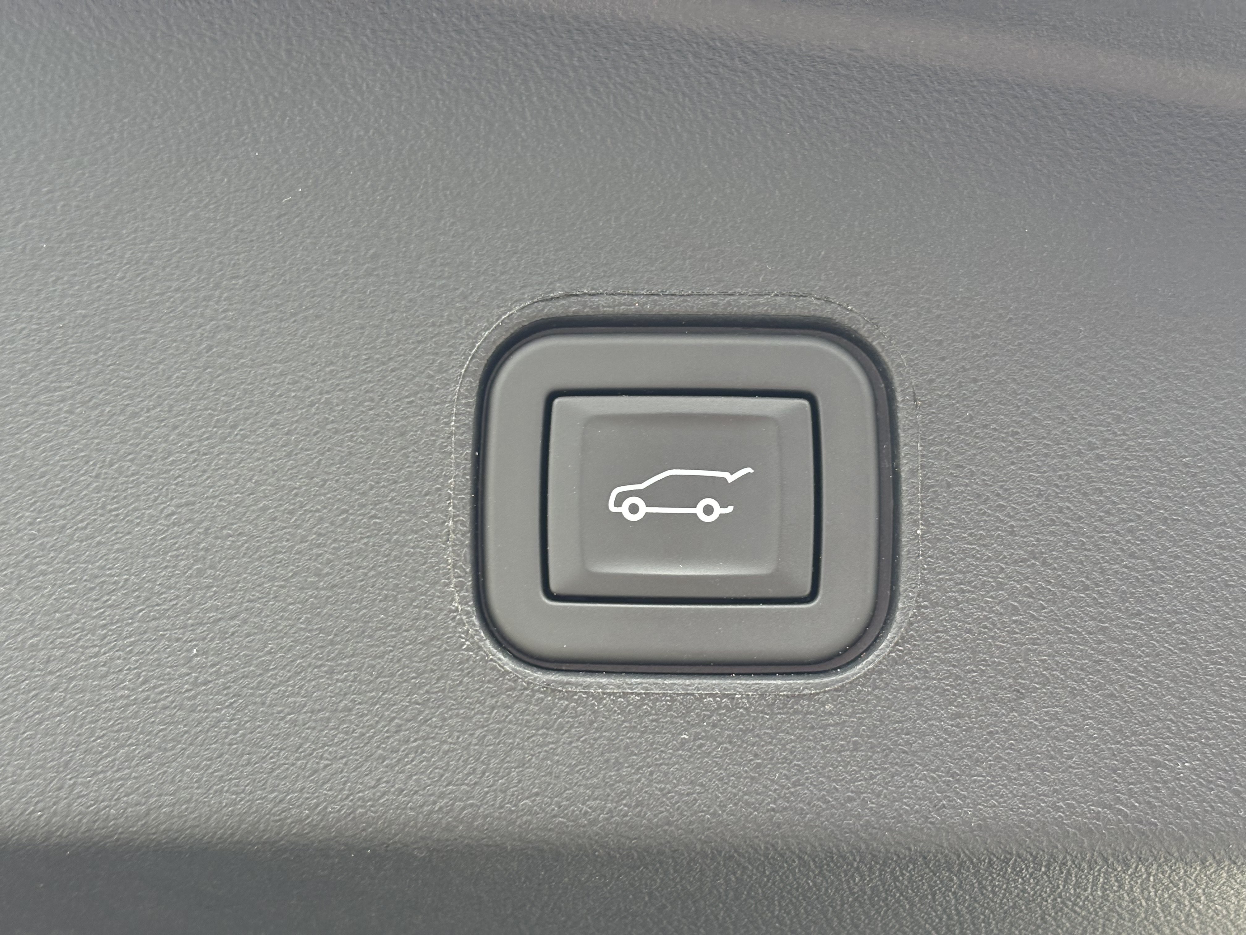 Certified 2024 Cadillac Lyriq Sport AWD/4WD image 11