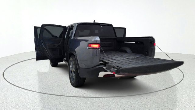Used 2023 Rivian R1T Adventure Dual AWD/4WD image 16