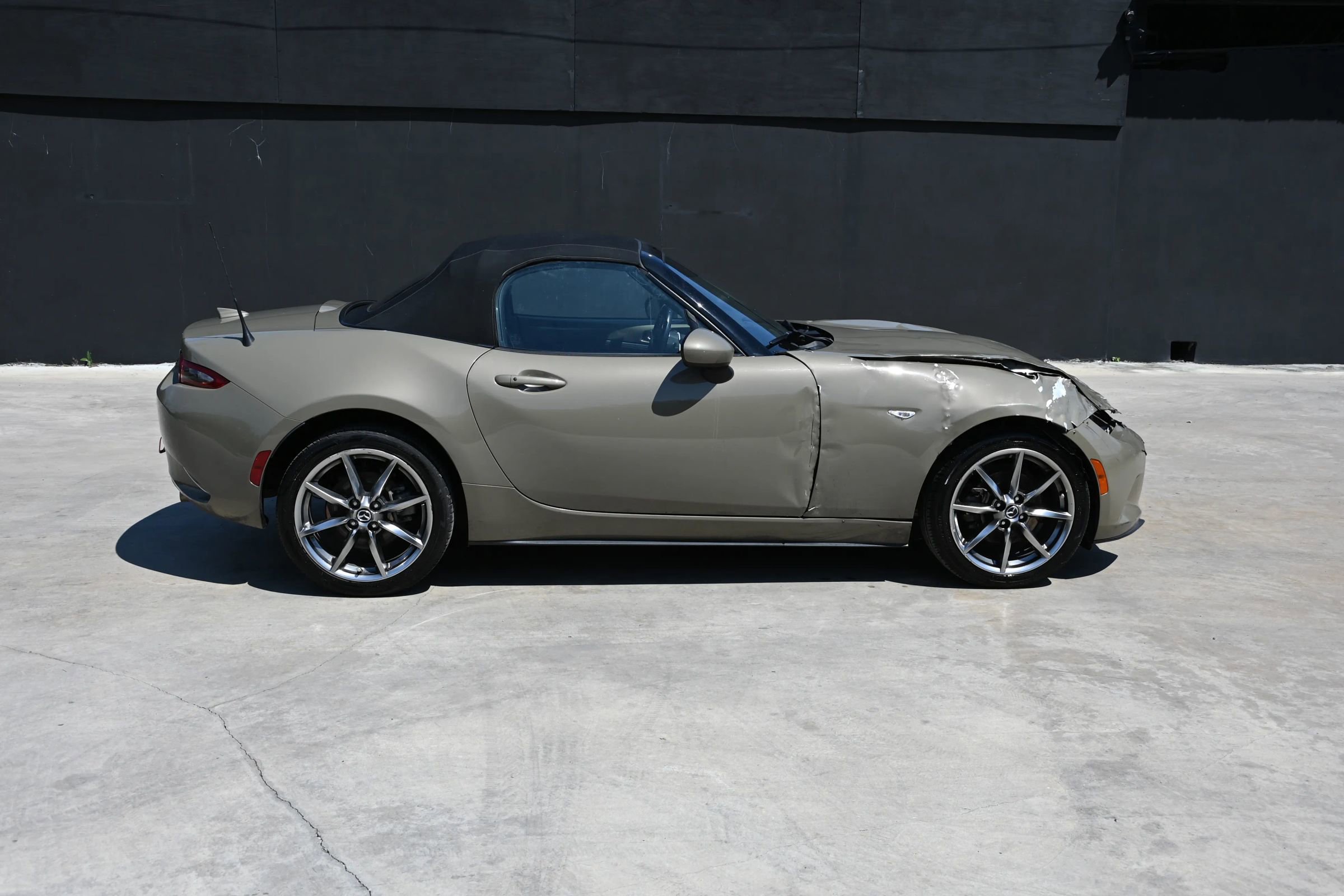 Used 2023 MAZDA MX-5 Miata Grand Touring image 6