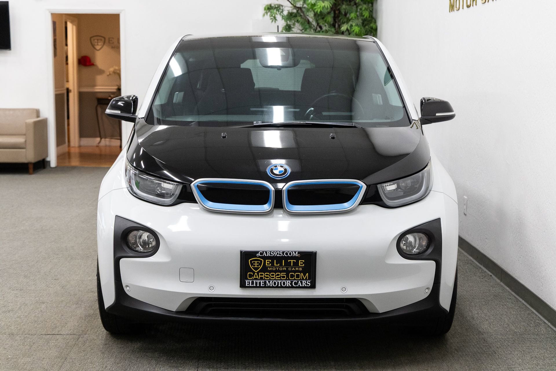 Used 2015 BMW i3 w/ Range Extender image 12