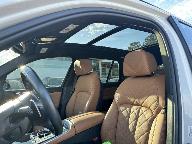 Certified 2024 BMW X5 M60i w/ Climate Comfort Package image 28
