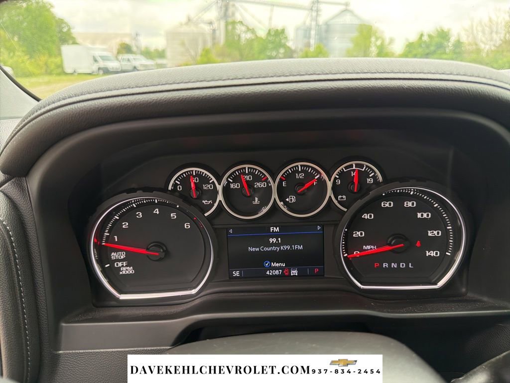 Used 2022 Chevrolet Silverado 1500 LTZ AWD/4WD image 12