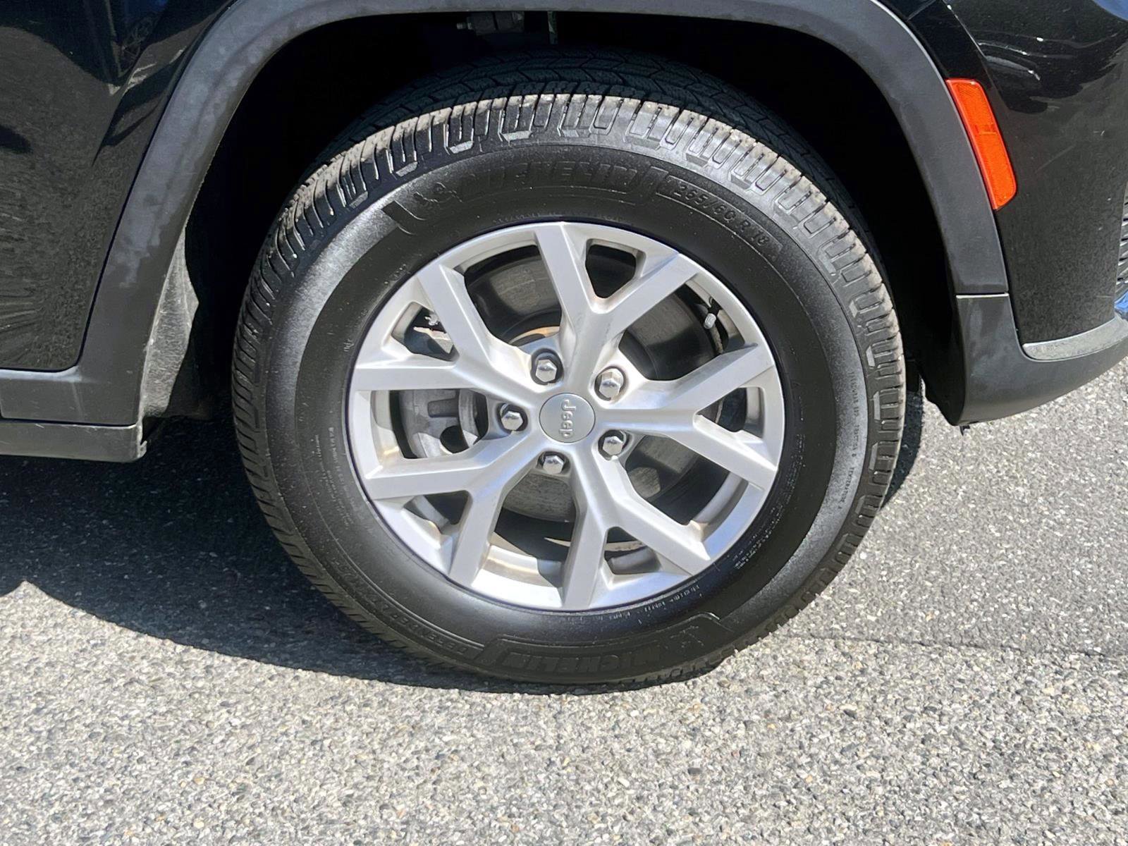 Used 2021 Jeep Grand Cherokee L Limited AWD/4WD image 7