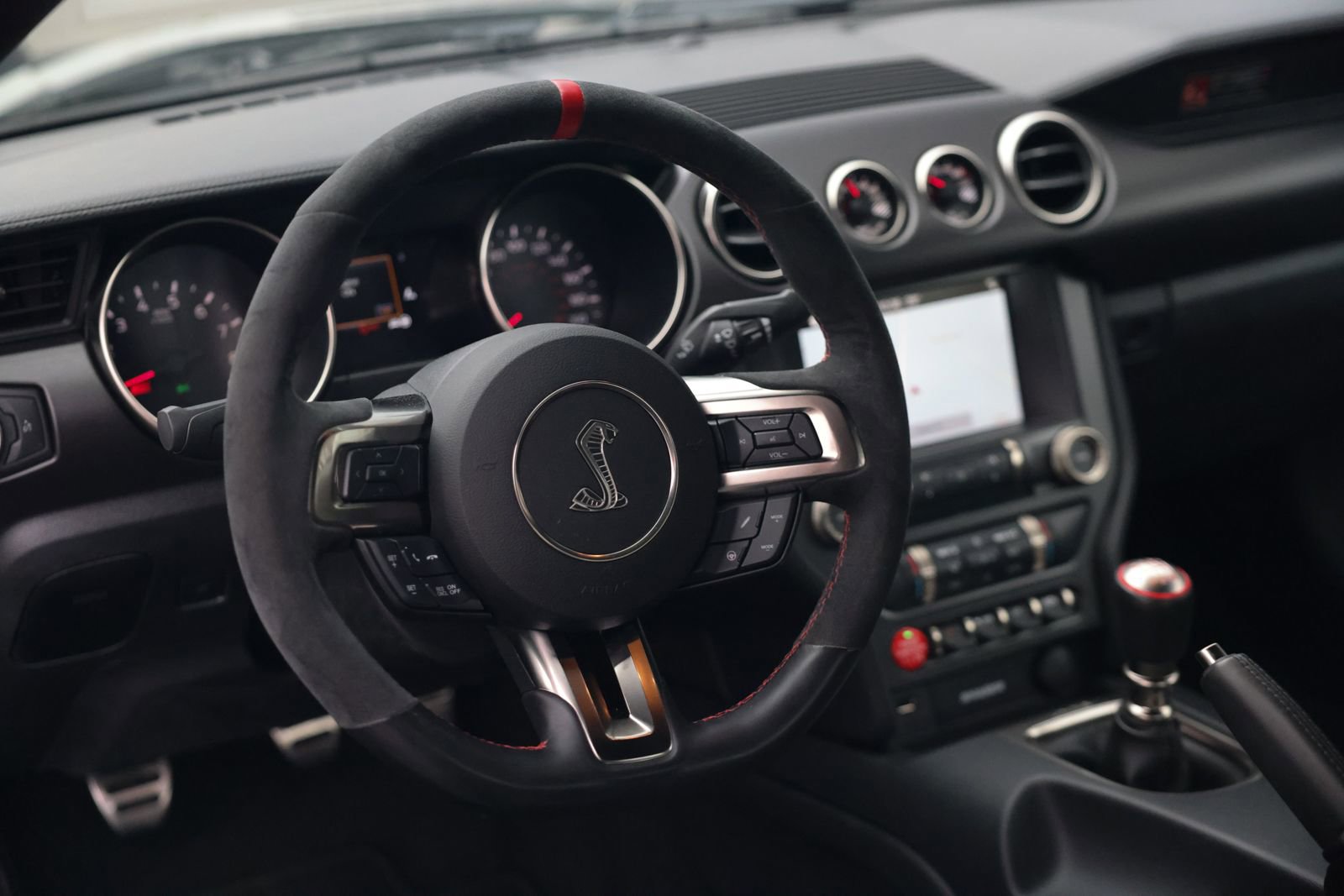 Used 2017 Ford Mustang Shelby GT350R w/ GT350R Equipment Group 920A image 16