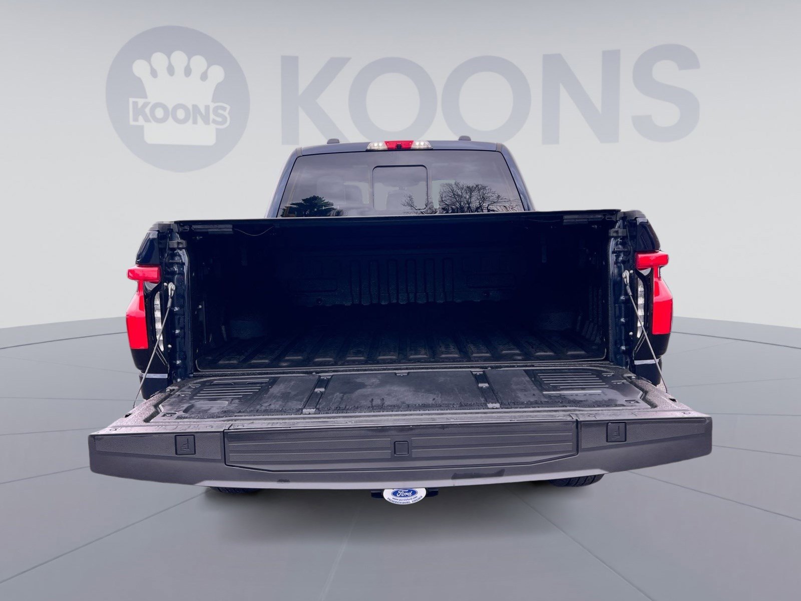 Used 2023 Ford F150 Lightning Platinum image 24