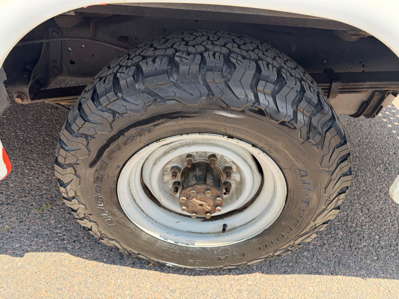 Used 2017 Ford E-350 and Econoline 350 Super Duty RWD image 29
