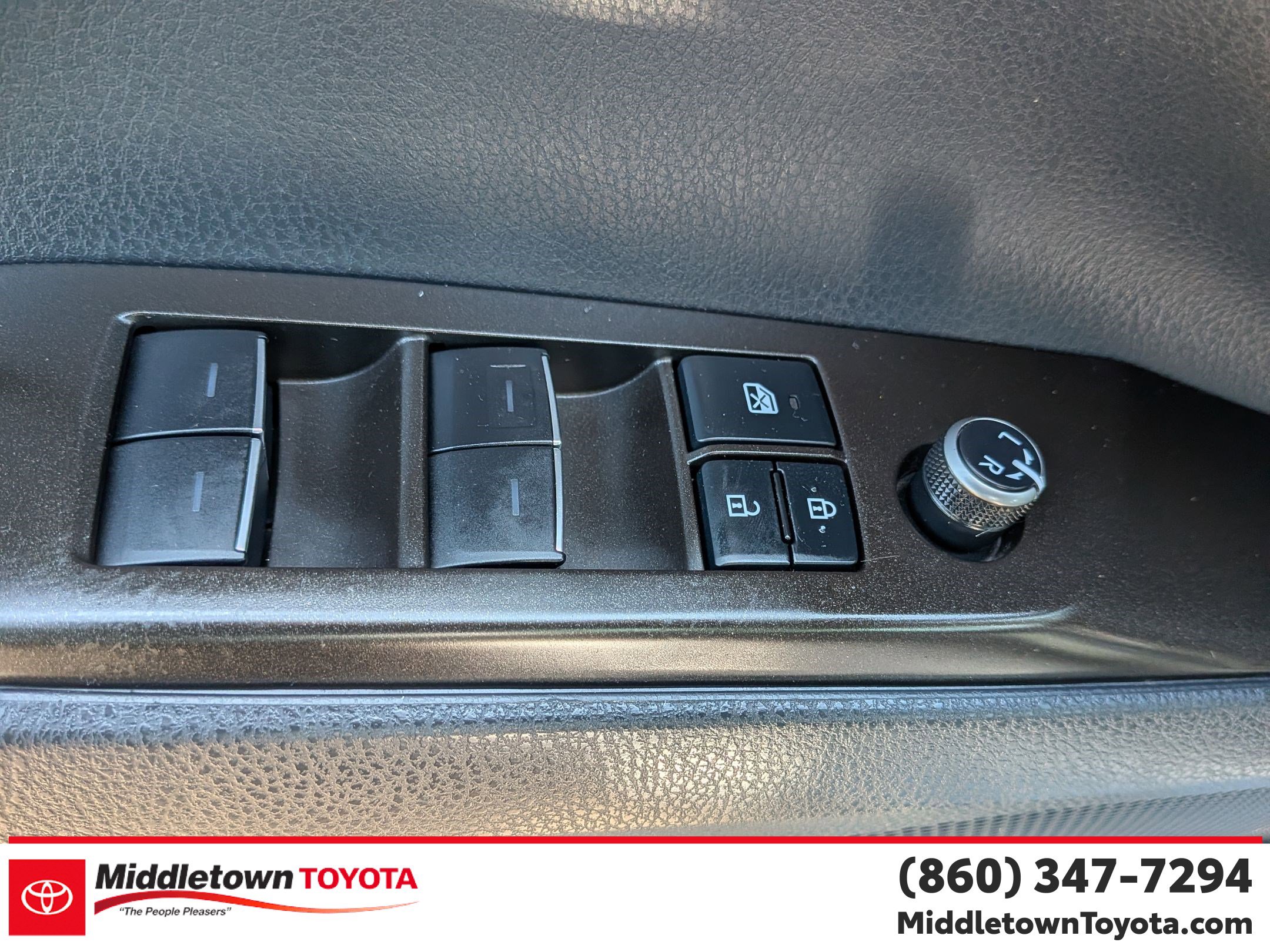 Certified 2021 Toyota Camry XLE w/ Navigation Package AWD/4WD image 12