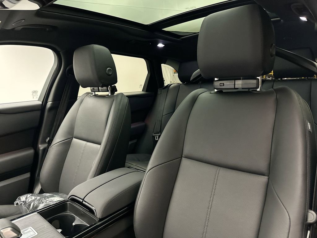 Used 2026 Land Rover Range Rover Velar Dynamic SE image 20