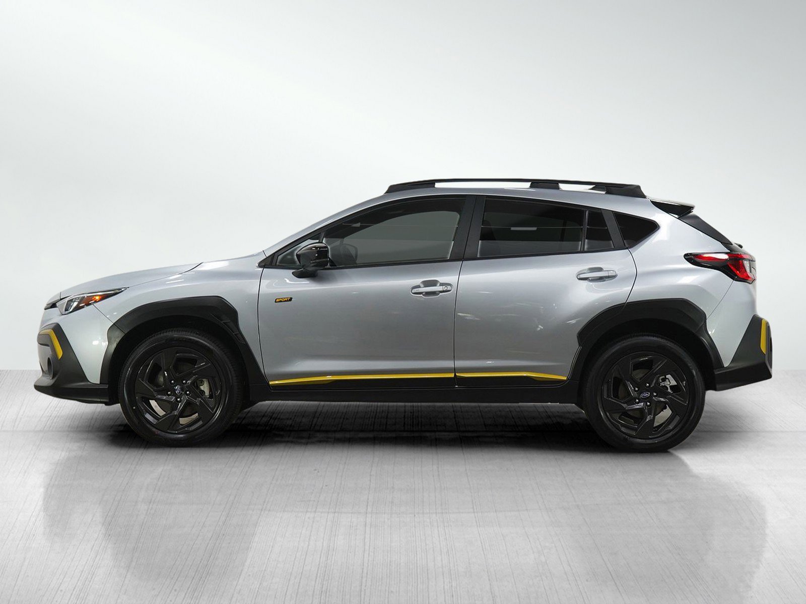 Used 2025 Subaru Crosstrek 2.5i Sport AWD/4WD image 2