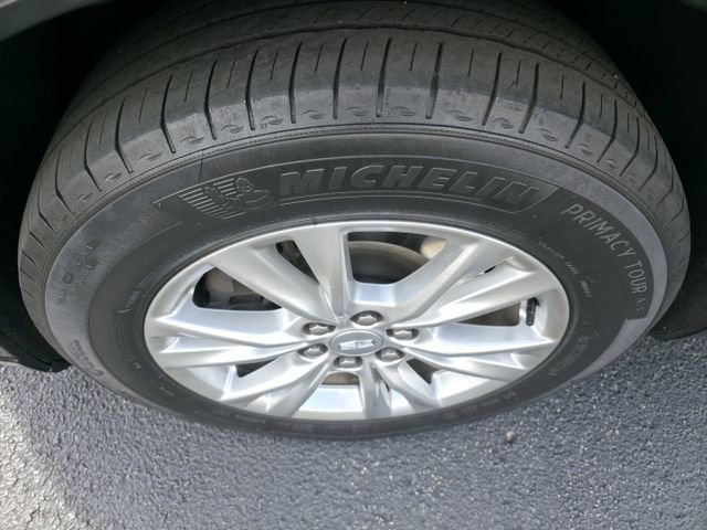 Used 2025 Cadillac XT6 Luxury image 10