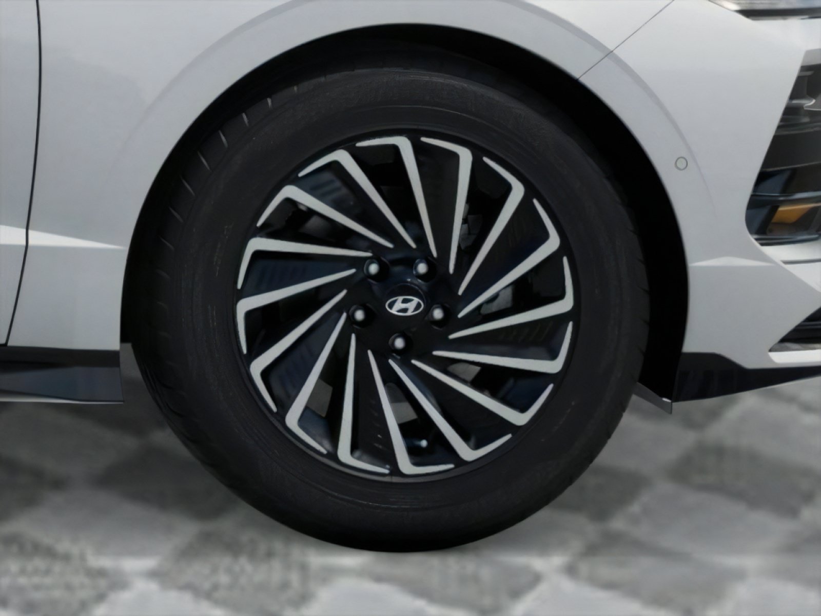 New 2026 Hyundai Sonata Limited FWD image 8