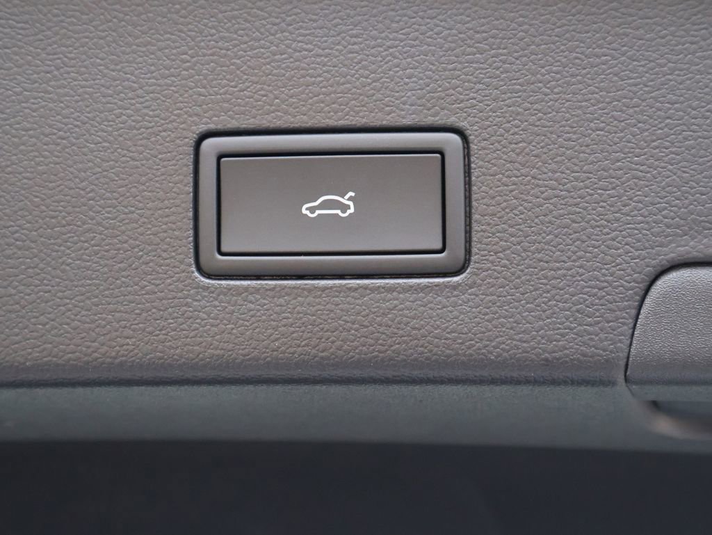 New 2026 Volkswagen Atlas Cross Sport SEL Premium R-Line image 21