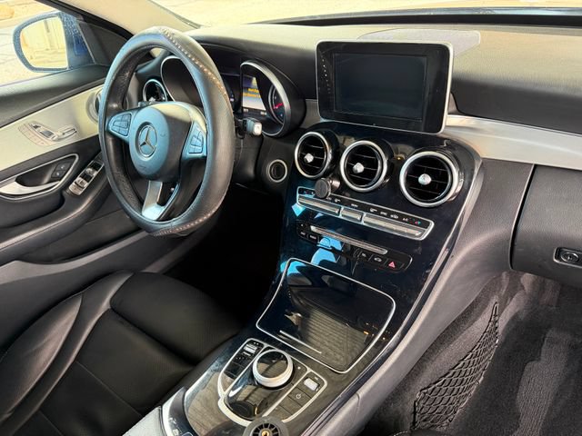 Used 2018 Mercedes-Benz C 300 Sedan w/ Premium Package image 29