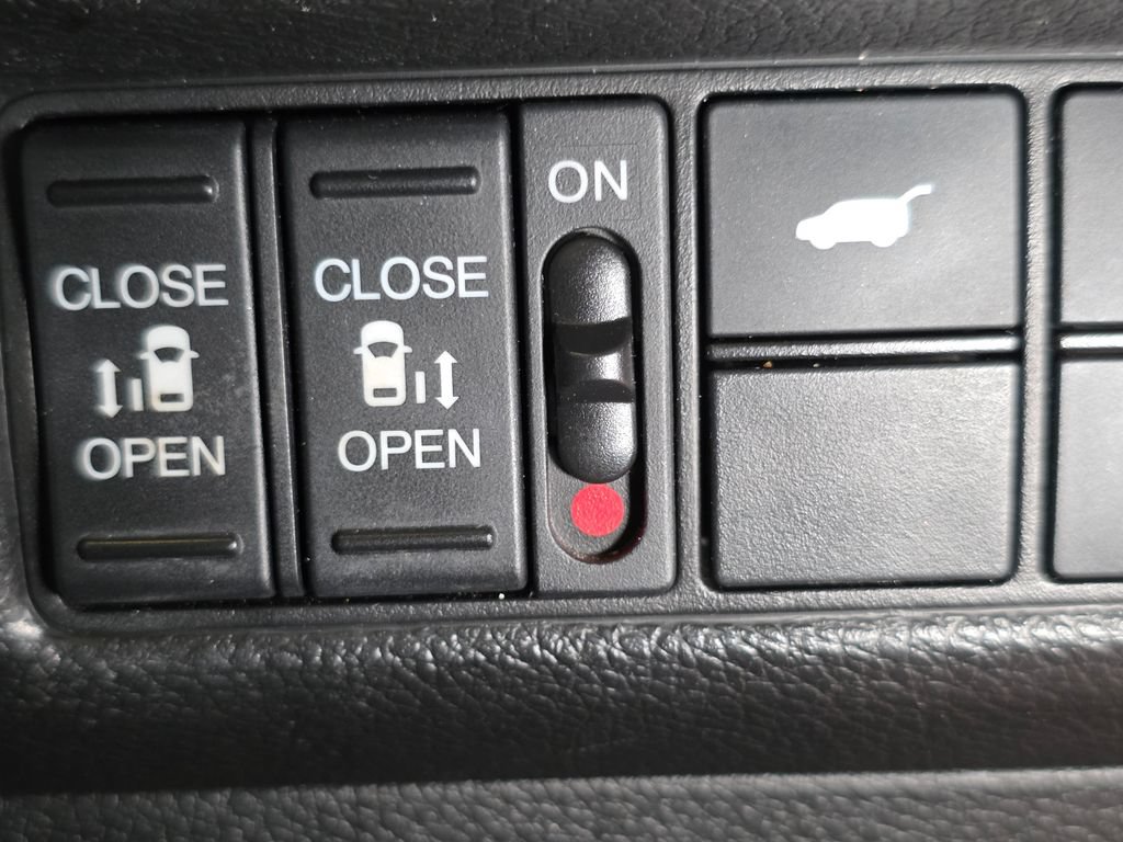 Used 2021 Honda Odyssey EX-L image 19