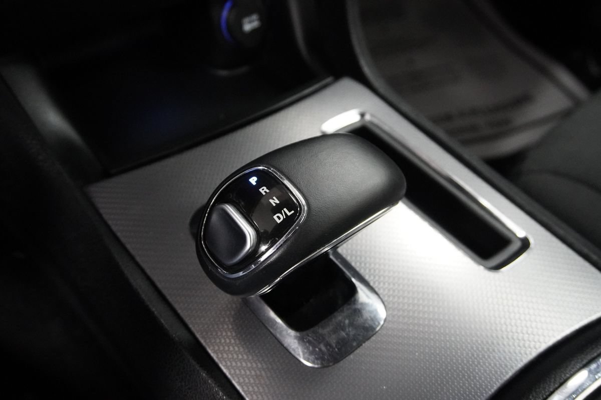Used 2013 Dodge Charger SE w/ Connectivity Group RWD image 19