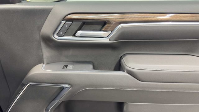 Used 2022 Chevrolet Silverado 1500 LT RWD image 13