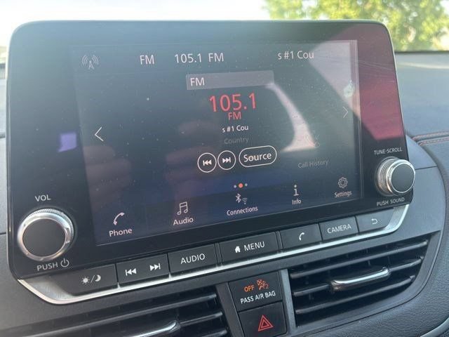 Used 2022 Nissan Altima 2.5 SR AWD/4WD image 21