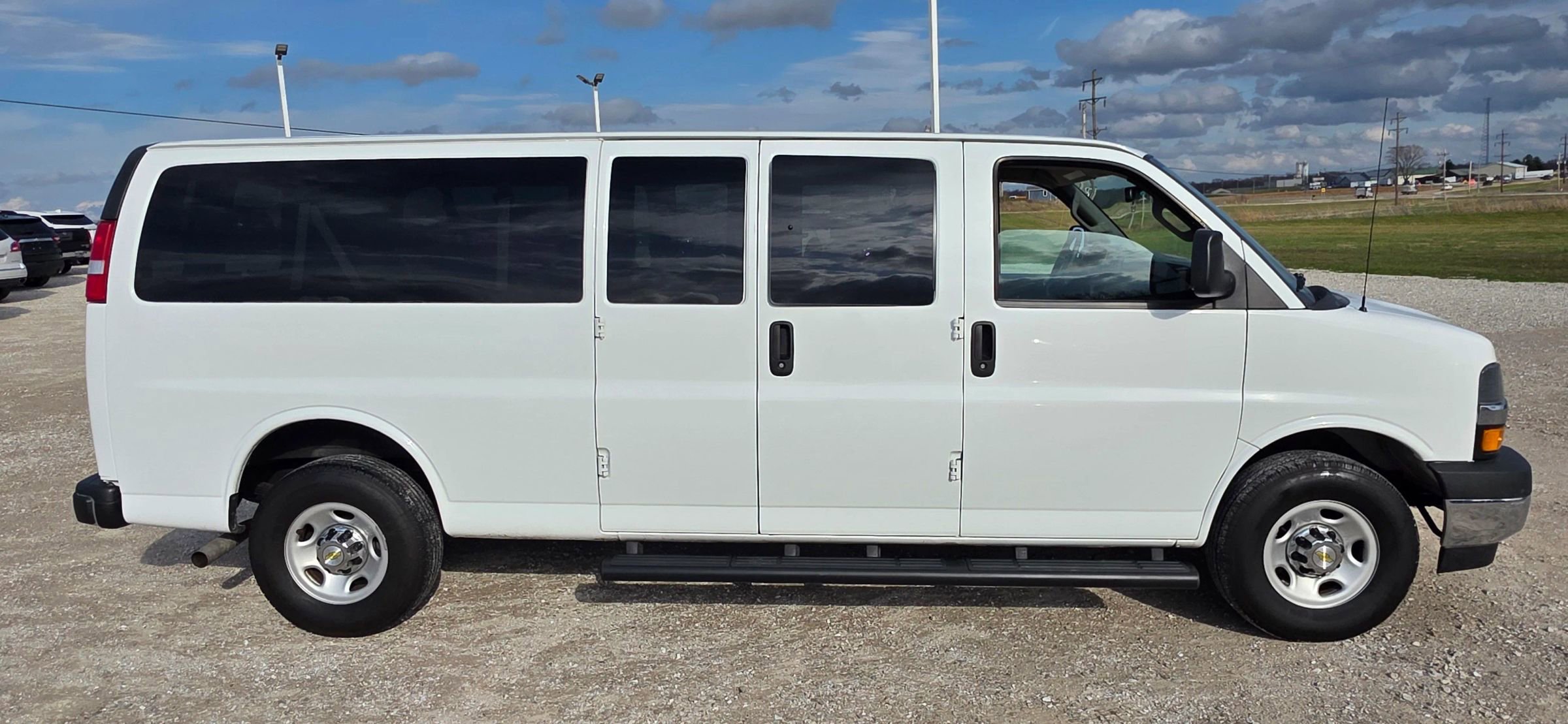 Used 2024 Chevrolet Express 3500 LT w/ LT Preferred Equipment Group image 2