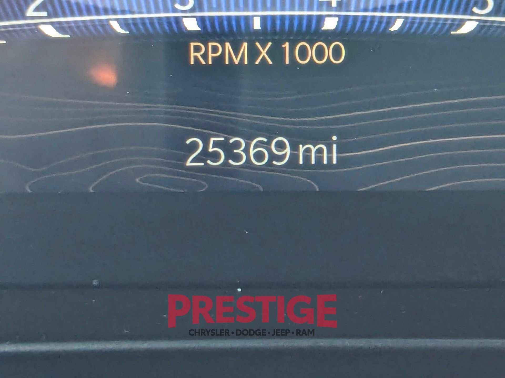 Used 2023 Jeep Grand Cherokee L Laredo image 18