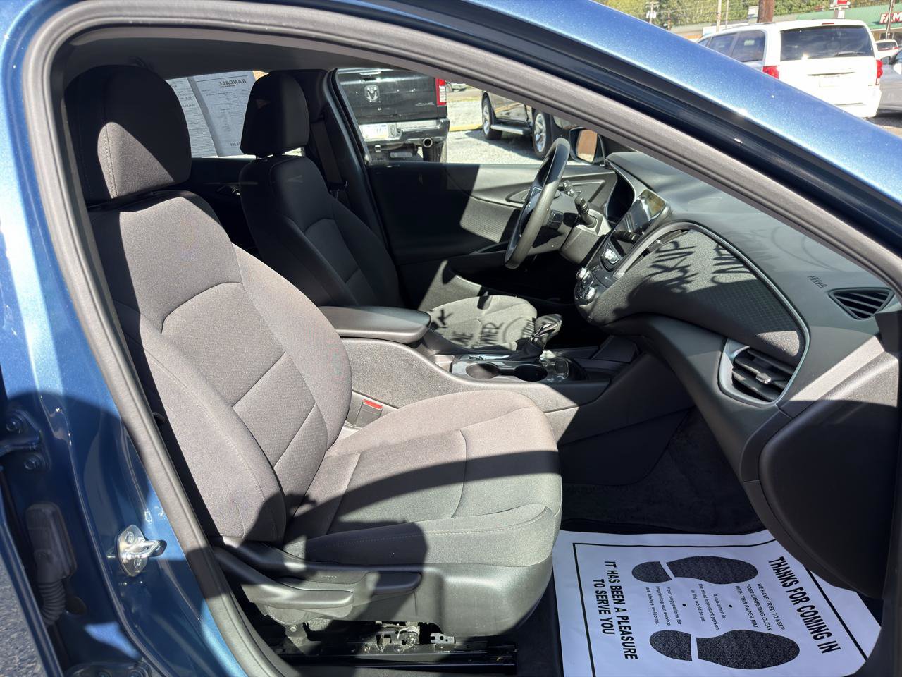Used 2024 Chevrolet Malibu LS FWD image 24