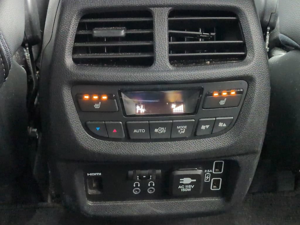 Used 2019 Honda Pilot Touring image 35
