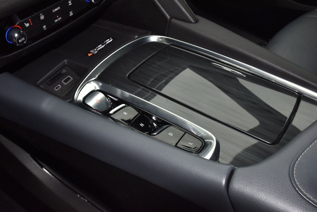 Used 2023 Buick Enclave Essence w/ Experience Buick Package image 31