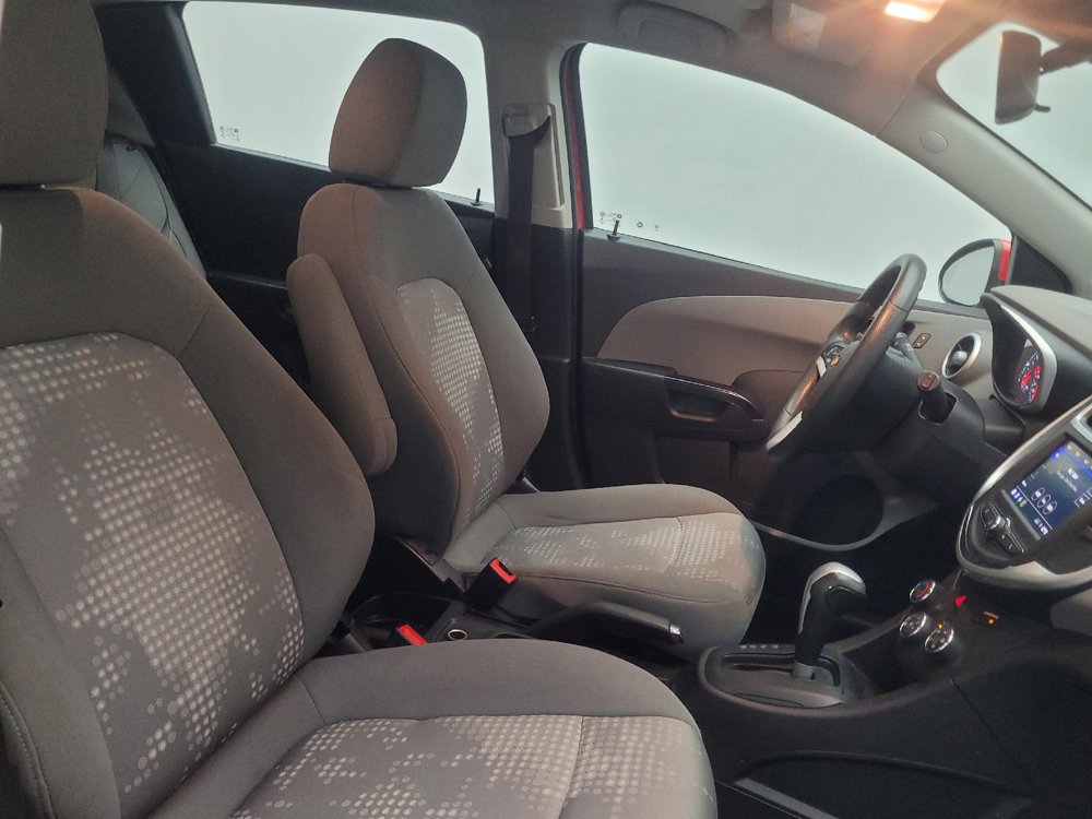 Used 2020 Chevrolet Sonic LT FWD image 21