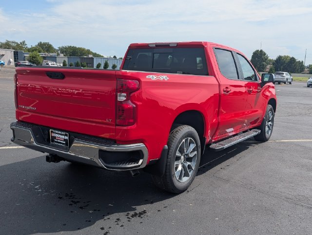 New 2026 Chevrolet Silverado 1500 LT w/ Convenience Package II AWD/4WD image 8