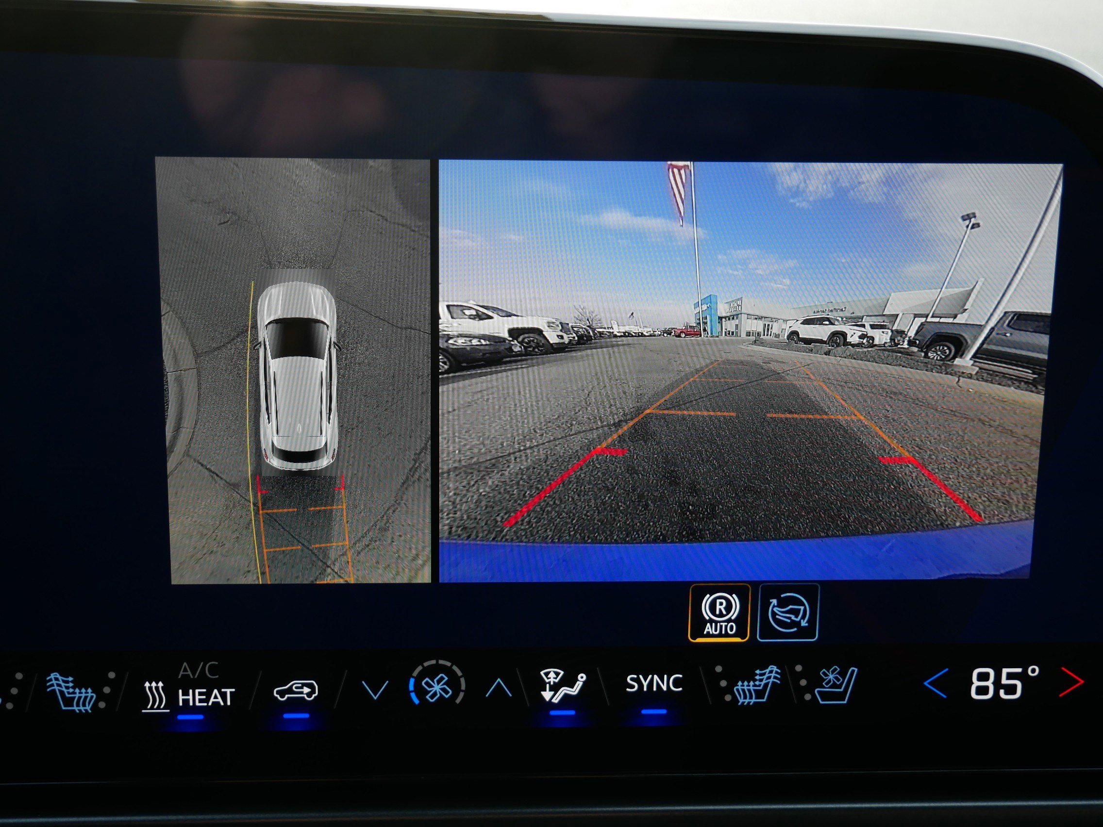 New 2026 Chevrolet Equinox EV RS image 10