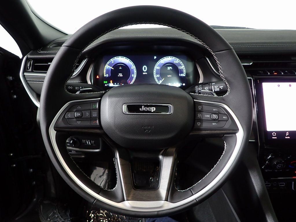 New 2025 Jeep Grand Cherokee Limited image 26