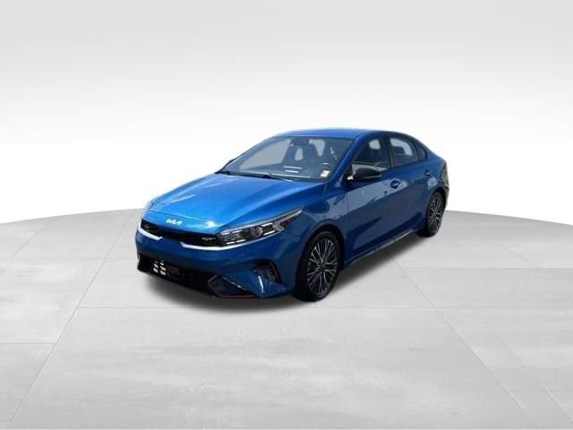 Used 2023 Kia Forte GT-Line FWD image 3