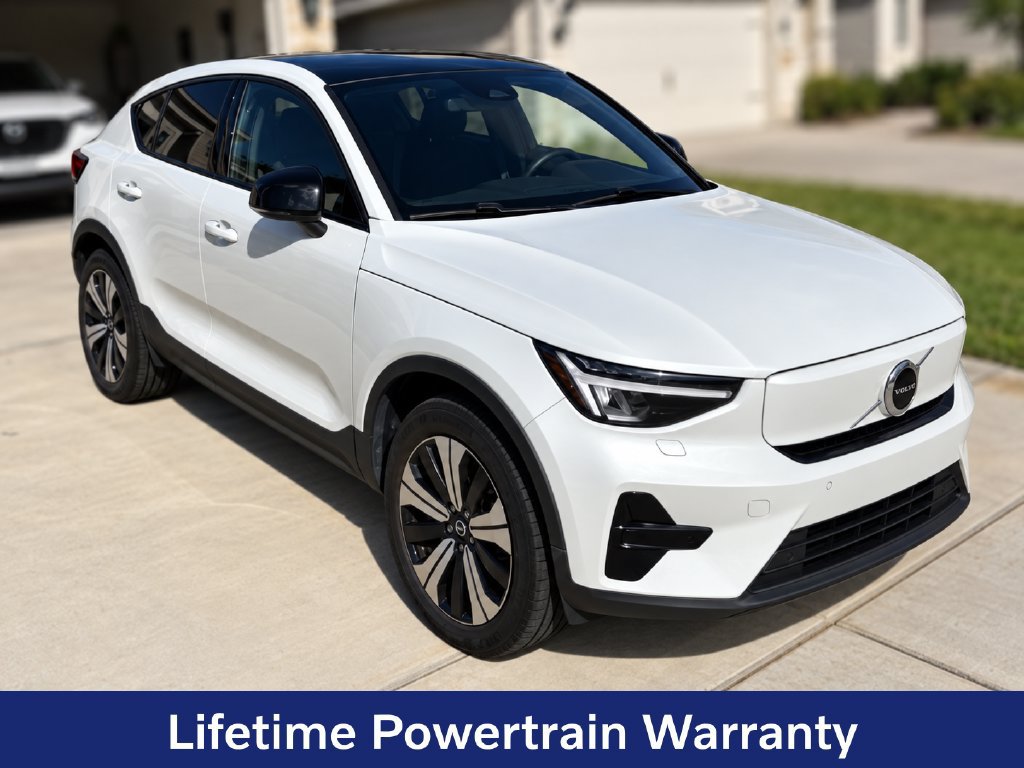 Certified 2023 Volvo C40 Recharge Core w/ Climate Package AWD/4WD image 4