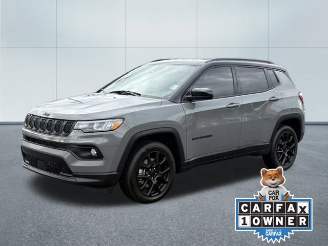 Used 2023 Jeep Compass Altitude image 5